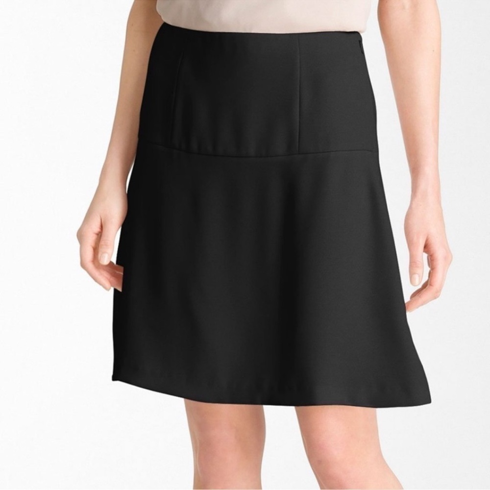Theory Black Salda Vamp Mini Skirt Size 6